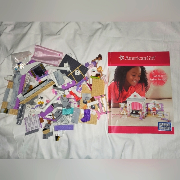 : American Girl mega bloks w/ over 360 pcs & instruction manual Lego friends pcs - Picture 2 of 14